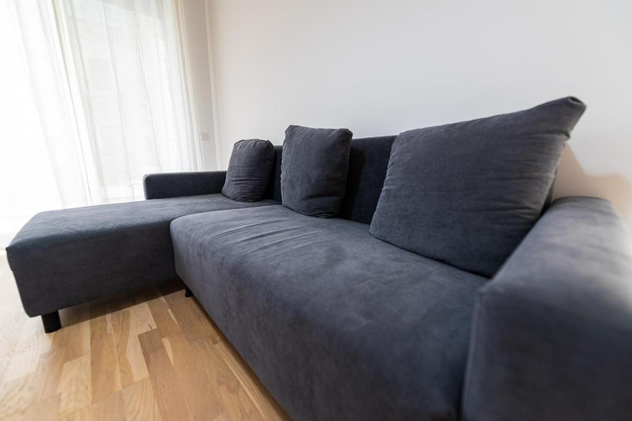 Sara - Stylish Apt With Balcony Near Piata Obor Бухарест Экстерьер фото